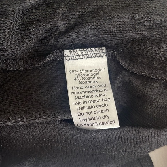 ATM Ribbed Modal Tank Top Size Small - Picture 5 of 5